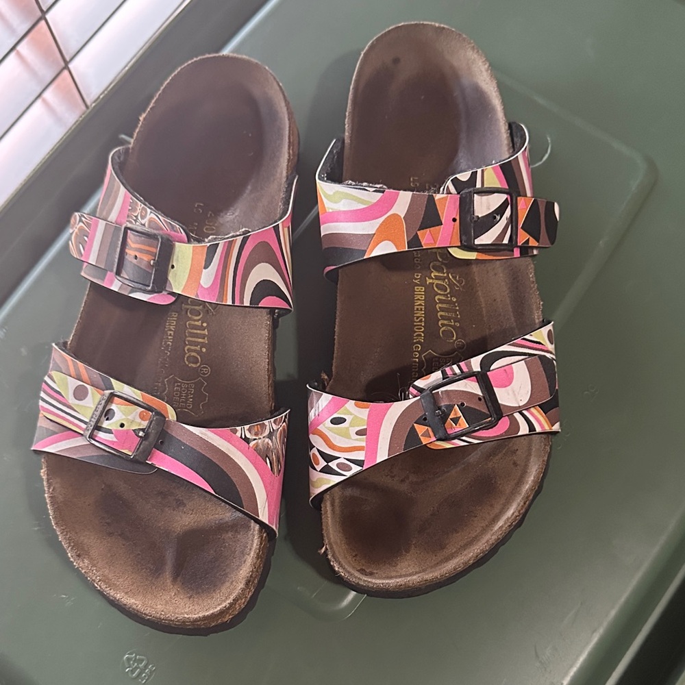 Papillon by Birkenstock Colorful Patterned Sandals. Size L9